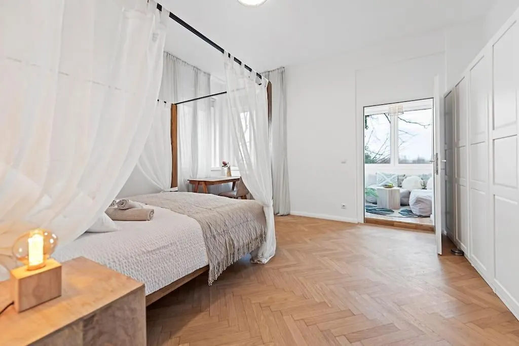 Comfortable 2 Bedroom Apartment Wiedeń 0*,  Austria