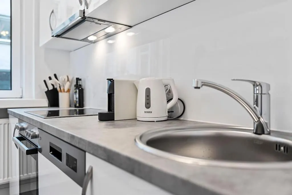 Comfortable 2 Bedroom Apartment 비엔나 0*,